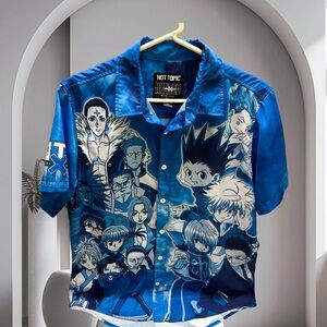 Hot Topic Men’s Blue Graphic Shirt size M